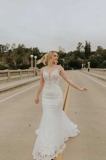 Essense of Australia D3477-EOA-SP22 #0 default (IVRM-PL) Ivory Lace & Tulle over Rum Gown w Porcelain Tulle Plunge thumbnail