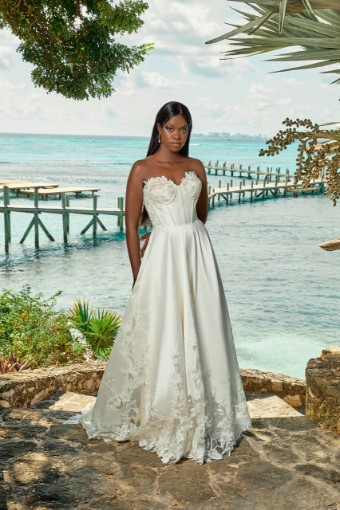 Madison James Ireland (MJ950) #0 default Ivory/Champagne/Nude thumbnail