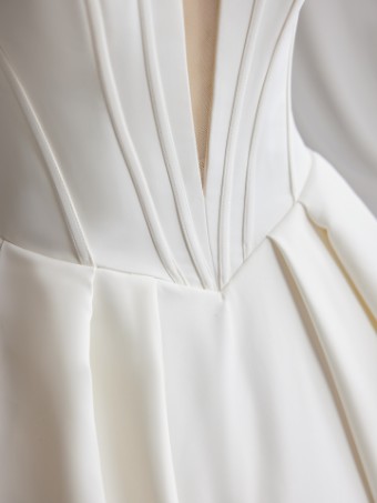 Maggie Sottero DERRICK (23MS723A01) #4 Ivory (gown with Natural Illusion) thumbnail