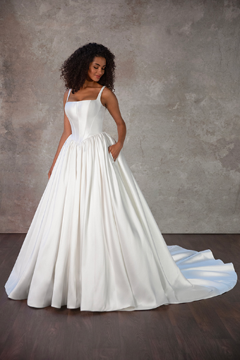 Essense of Australia D4145- EOA #0 default (PIV) Pure Ivory thumbnail