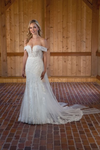 Essense of Australia D3639-EOA #0 default (IVIV-PL) Ivory Lace and Tulle over Ivory Gown w Porcelain Tulle Plunge thumbnail